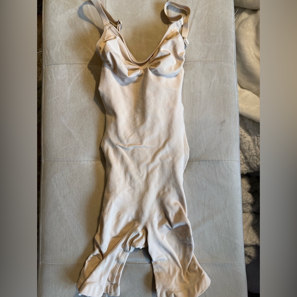 SKIMS Cream Shapewear Bodysuit